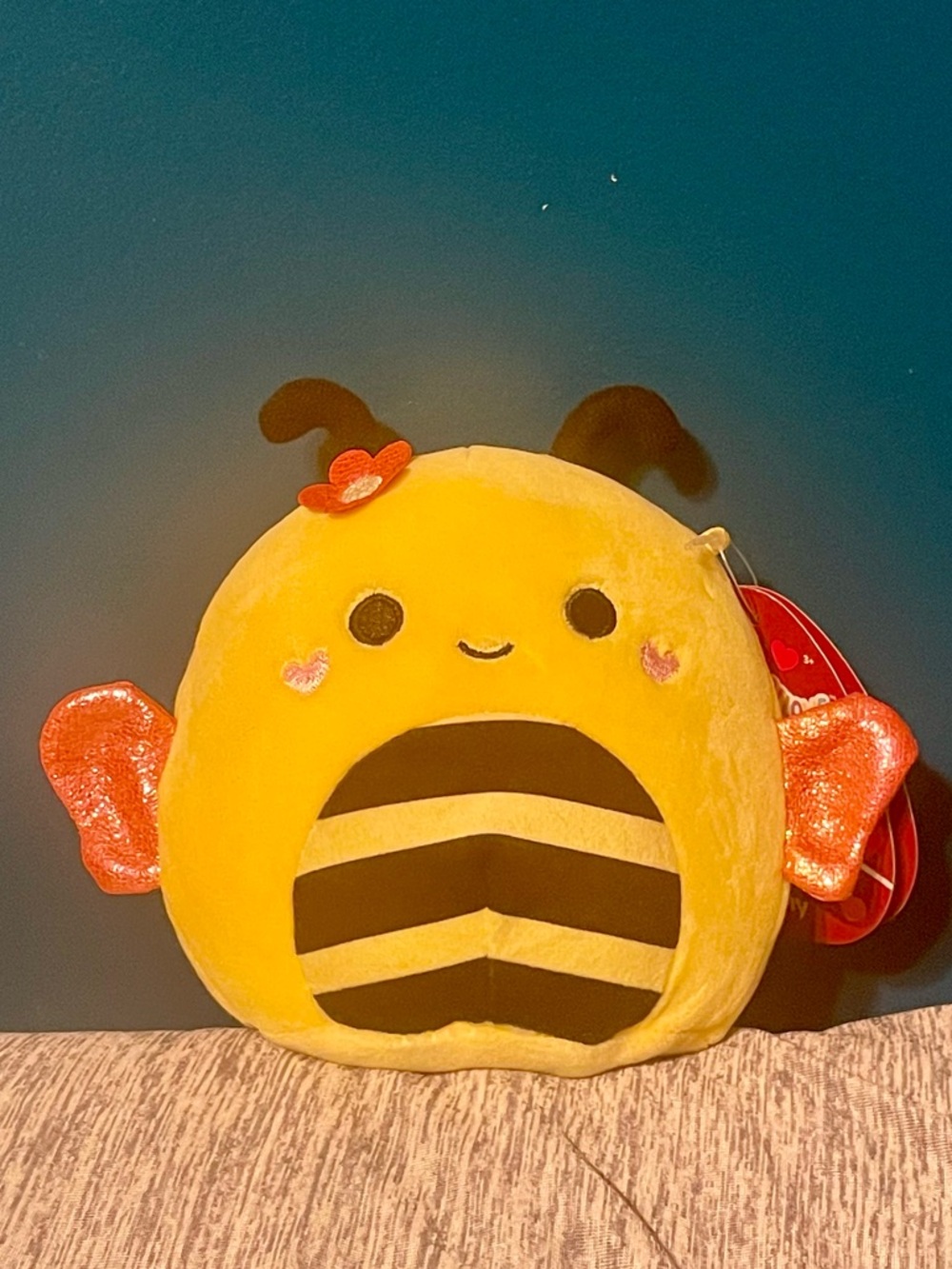 BNWT Sunny the Bee Squishmallow